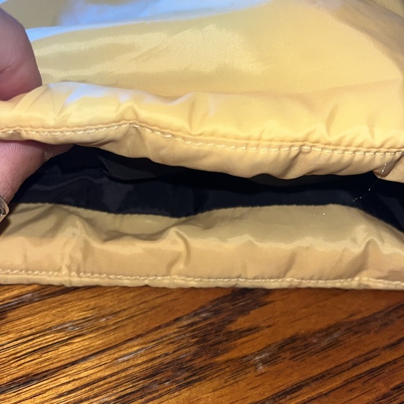 Volcom jacket - Picture 7 of 7